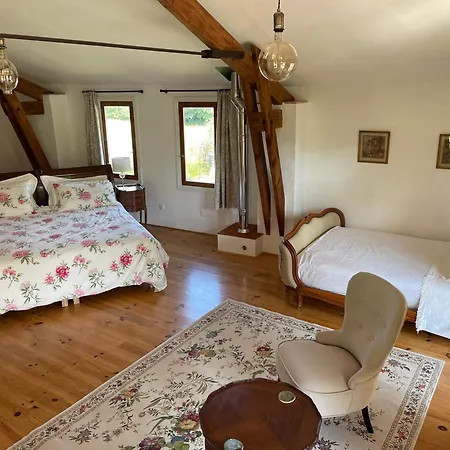 Chezlemoulin-boulangerie 度假居