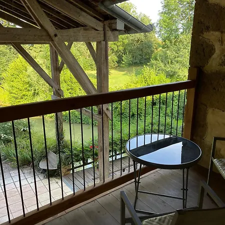 度假居 Chezlemoulin-boulangerie Samouillan