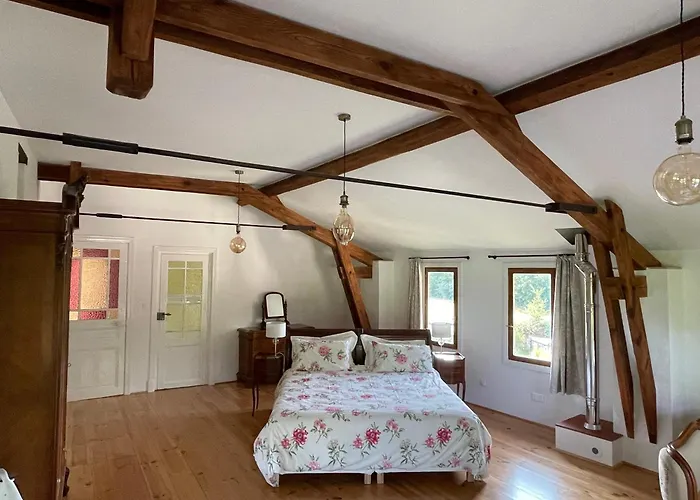 Chezlemoulin-boulangerie Samouillan